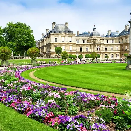 D'hotes Au Calme Bed & Breakfast Paris